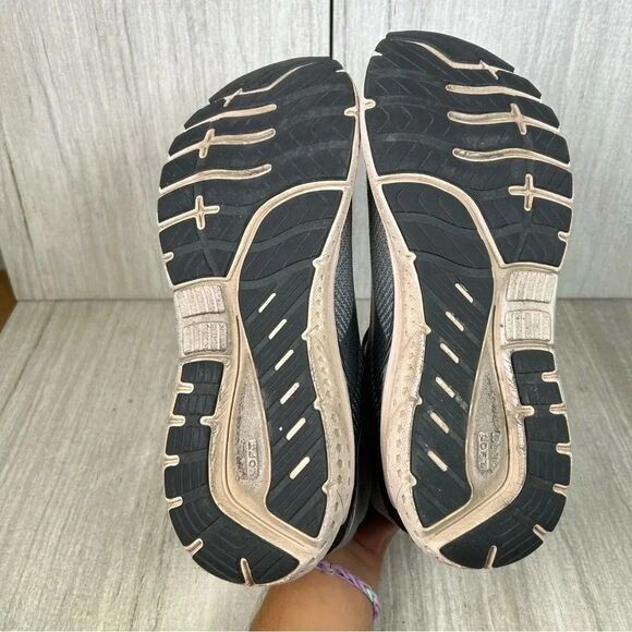 Brooks Transcend 7 Grey Running Sneaker Comfort Athletic Shoes Women’s Size 9.5 - Picture 10 of 10